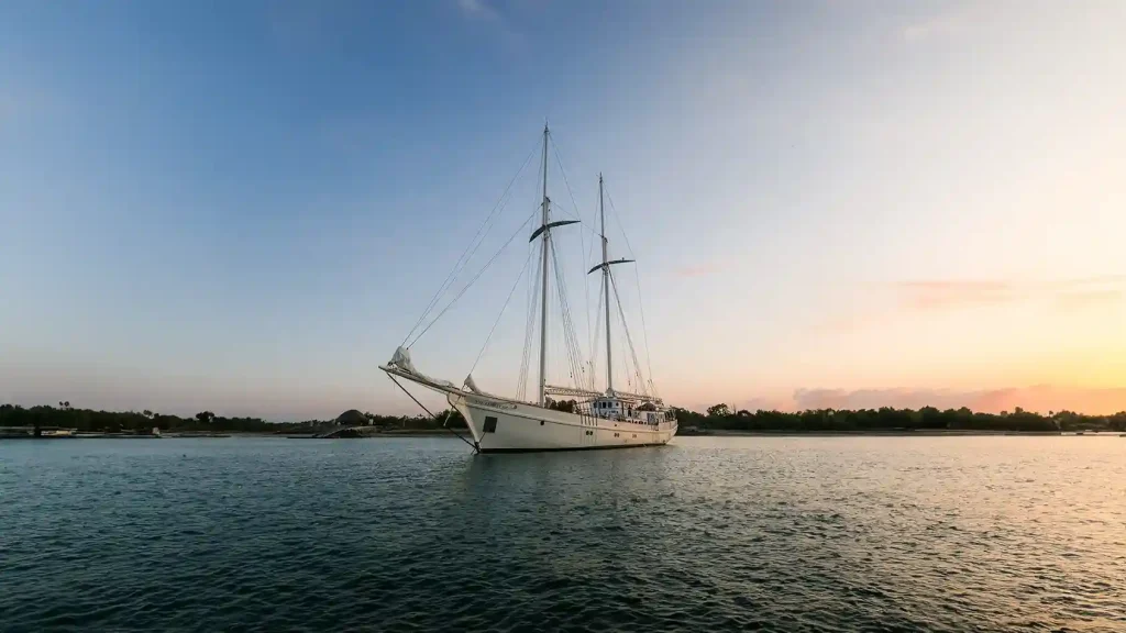Komodo Luxury Mutiara Laut Phinisi 帆船